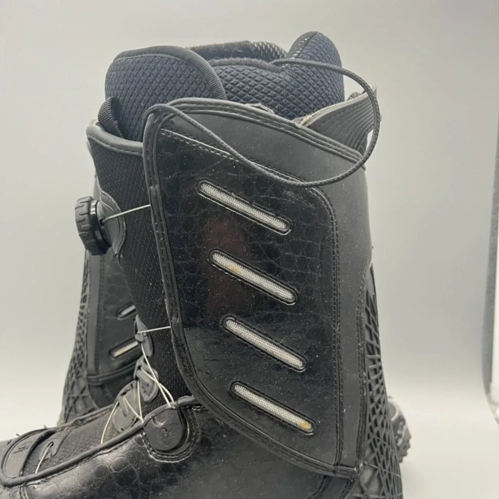 DC Core Allegiance Snowboarding Boots Size 9.5 Mens